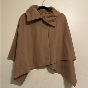 Elegant Tan Women's Sweater Cape